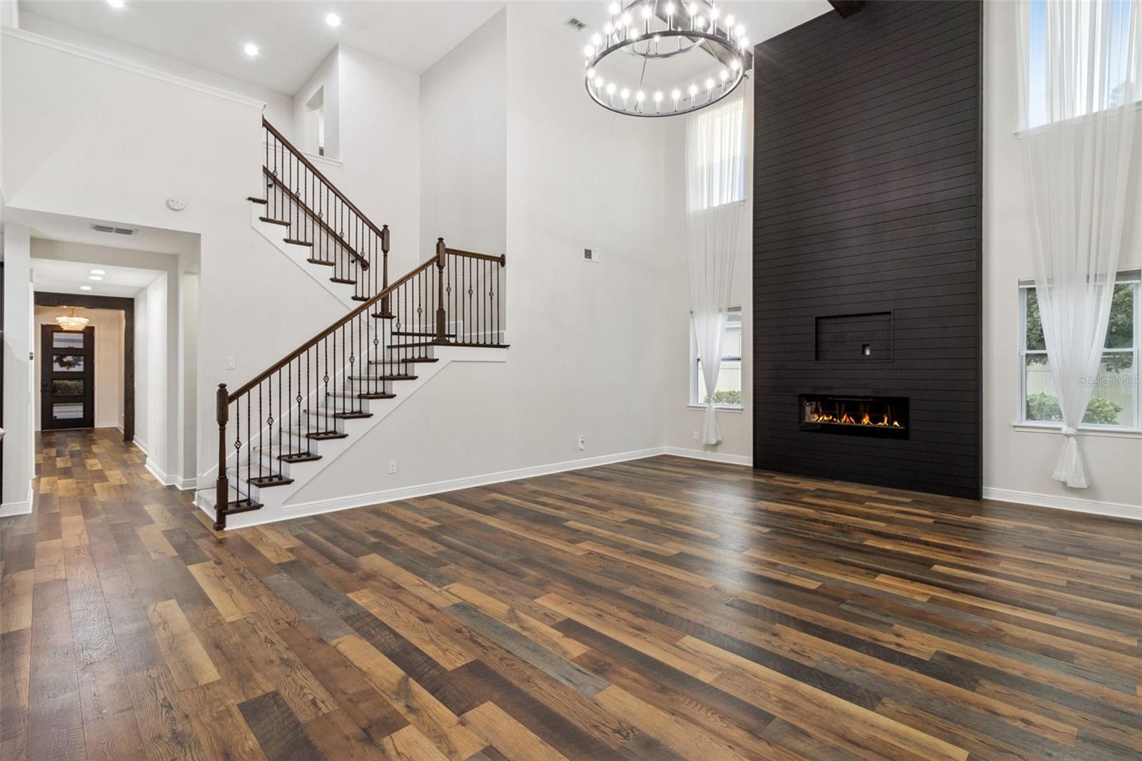 Image 10 of 40 For 15309 Honeybell Drive