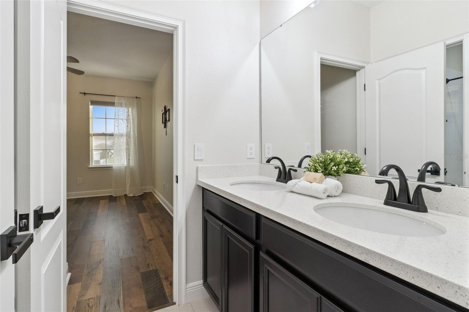 Image 14 of 40 For 15309 Honeybell Drive