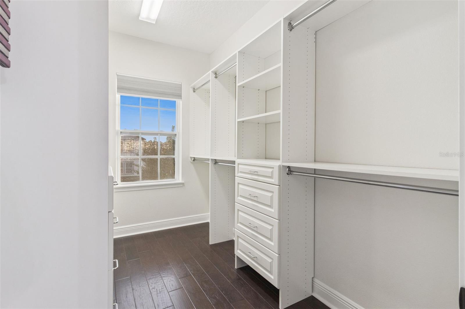 Image 18 of 40 For 15309 Honeybell Drive