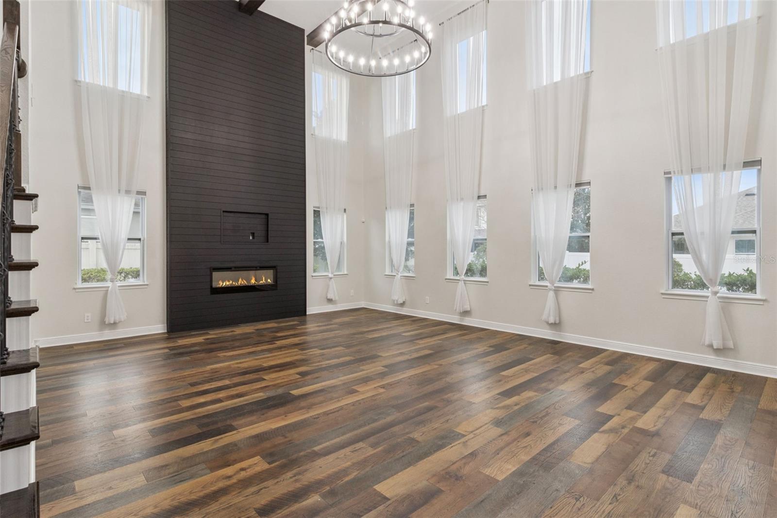 Image 8 of 40 For 15309 Honeybell Drive