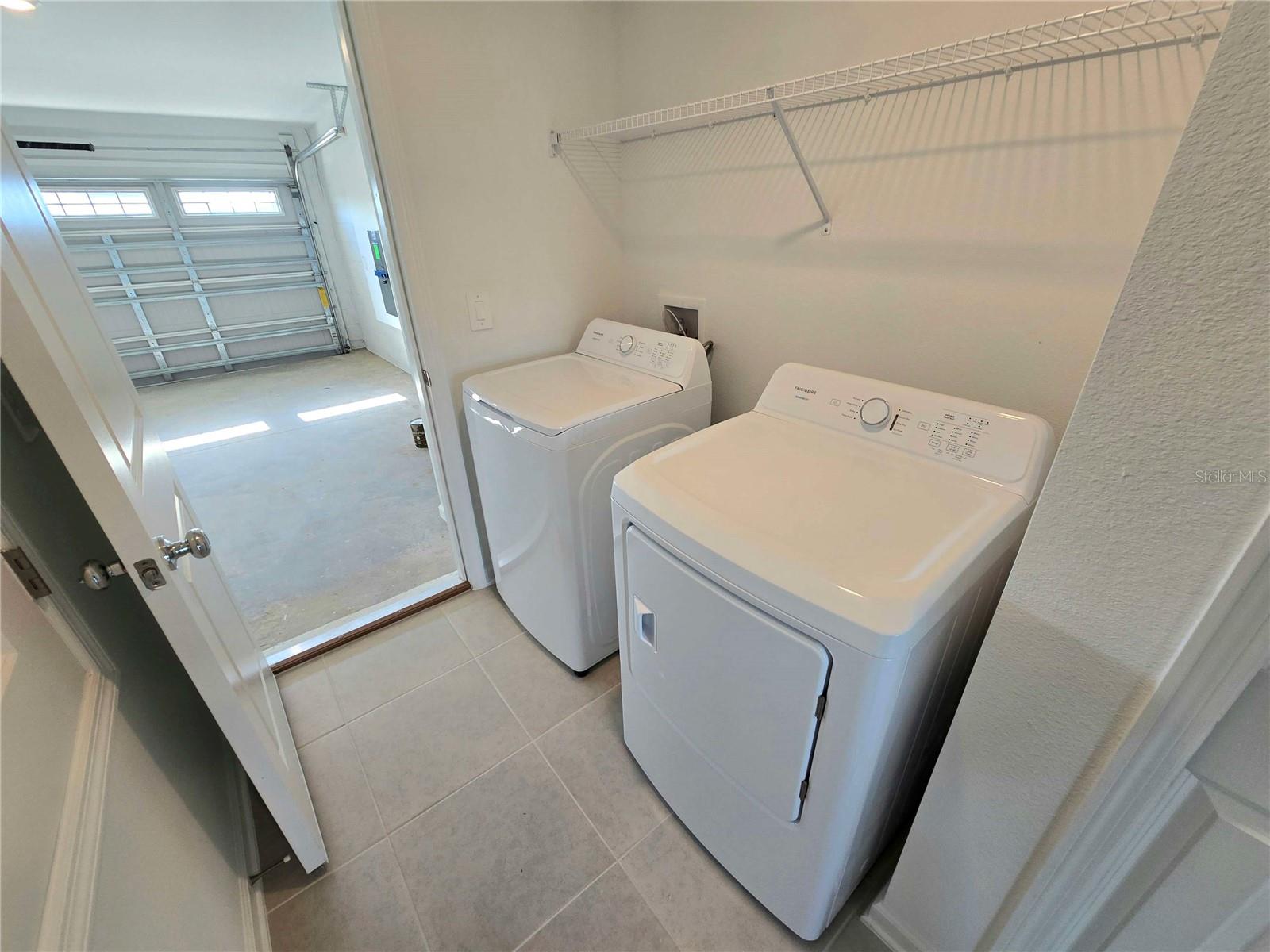 Image 18 of 27 For 3504 Chinotto Drive