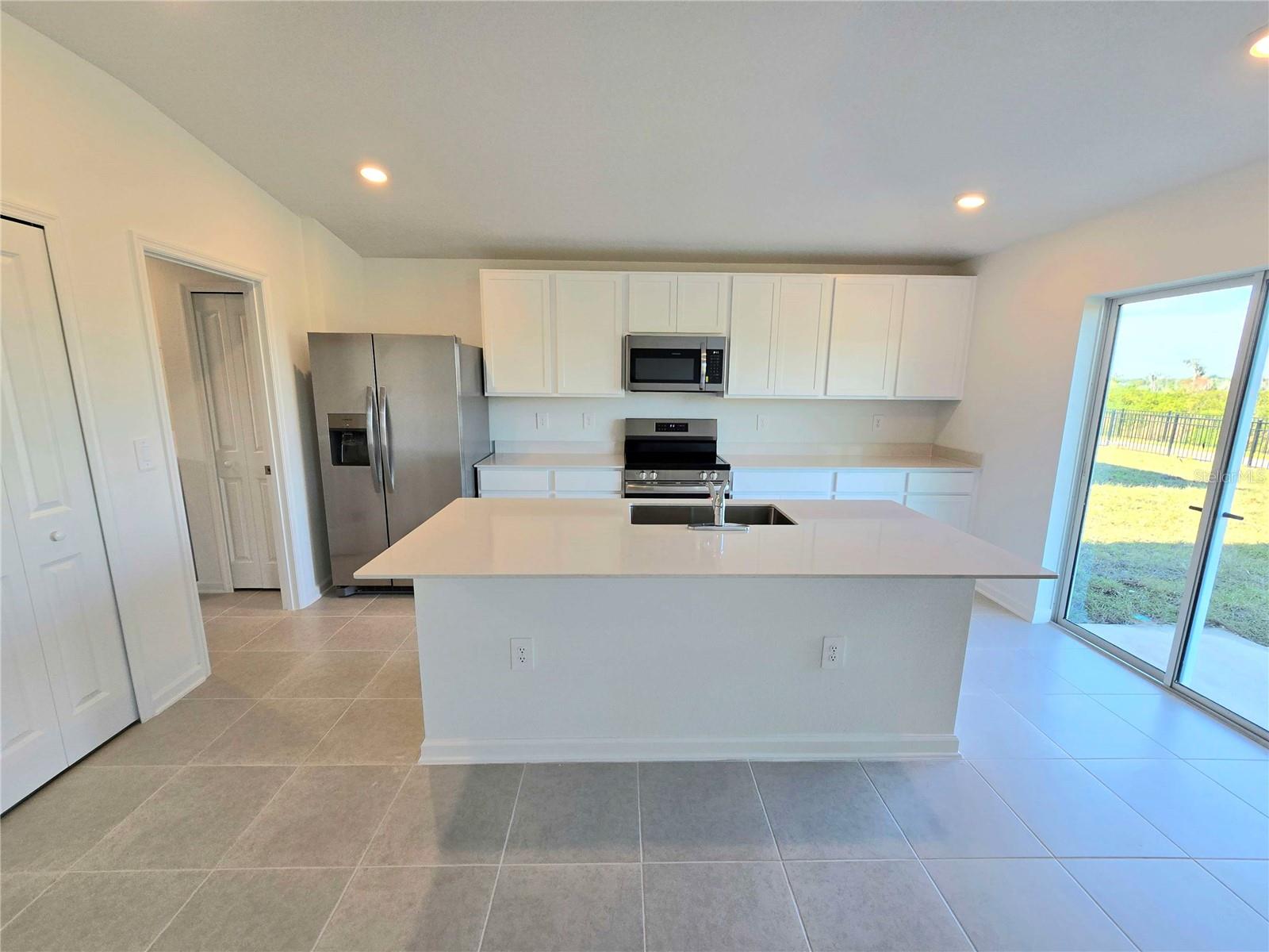 Image 4 of 27 For 3504 Chinotto Drive