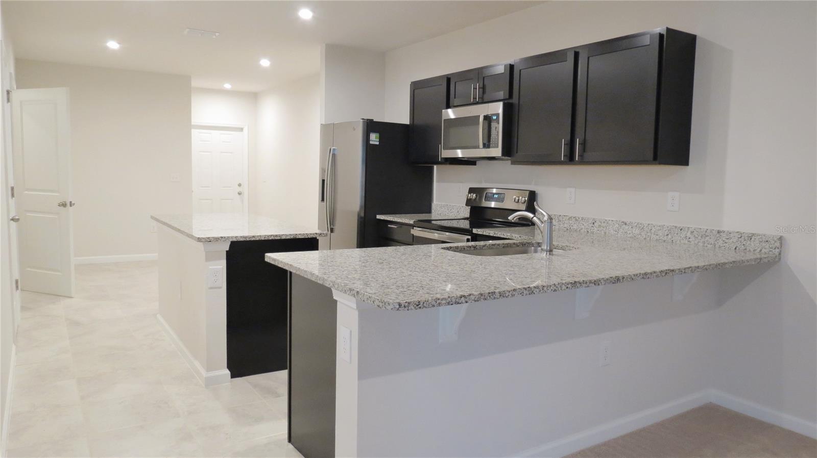 Image 11 of 25 For 271 Blueberry Lane