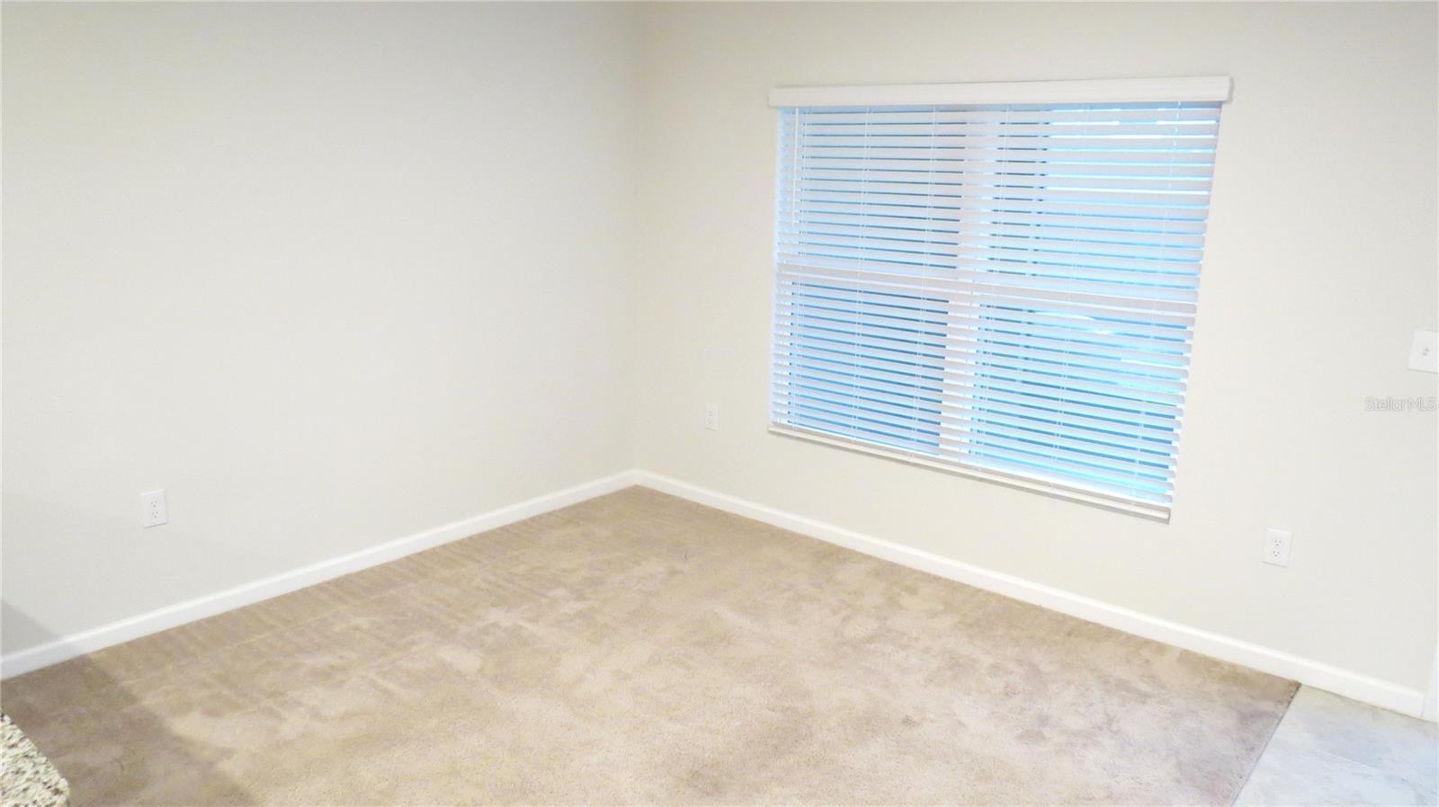 Image 12 of 25 For 271 Blueberry Lane