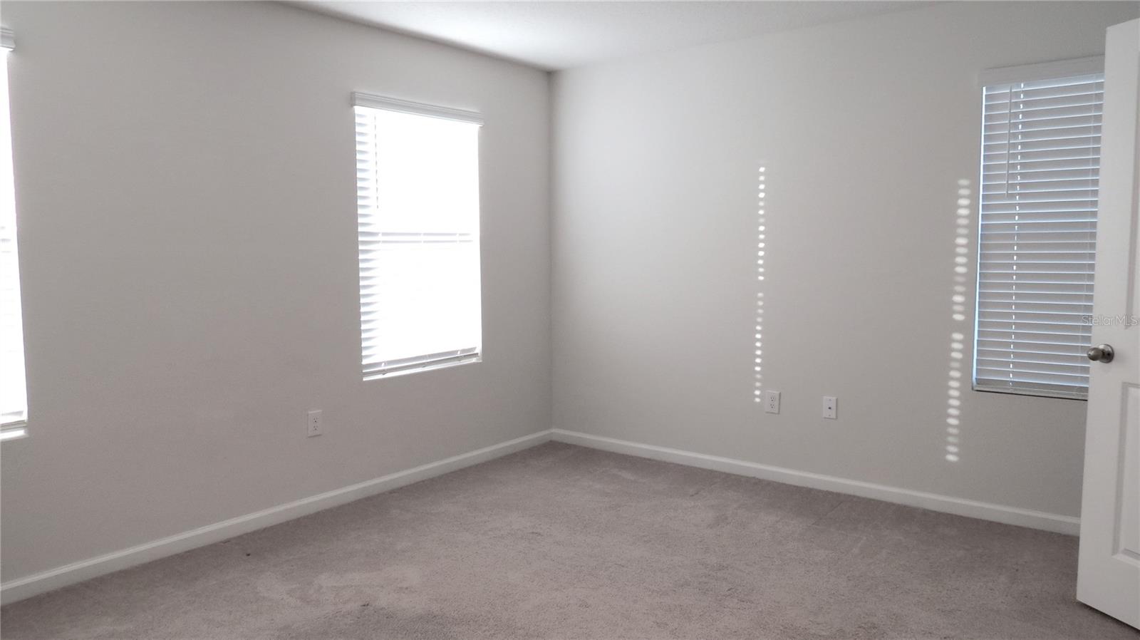 Image 14 of 25 For 271 Blueberry Lane