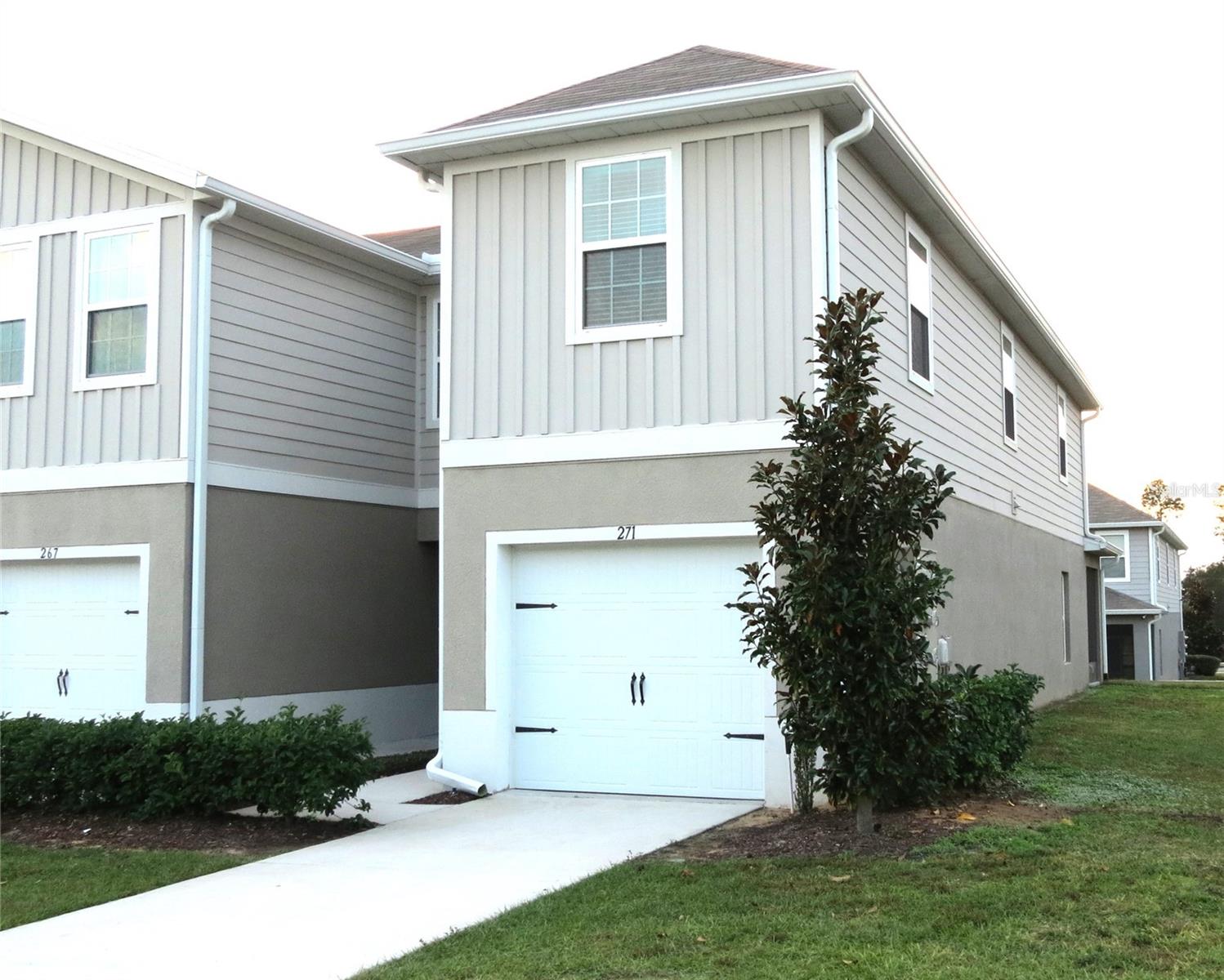 Image 2 of 25 For 271 Blueberry Lane