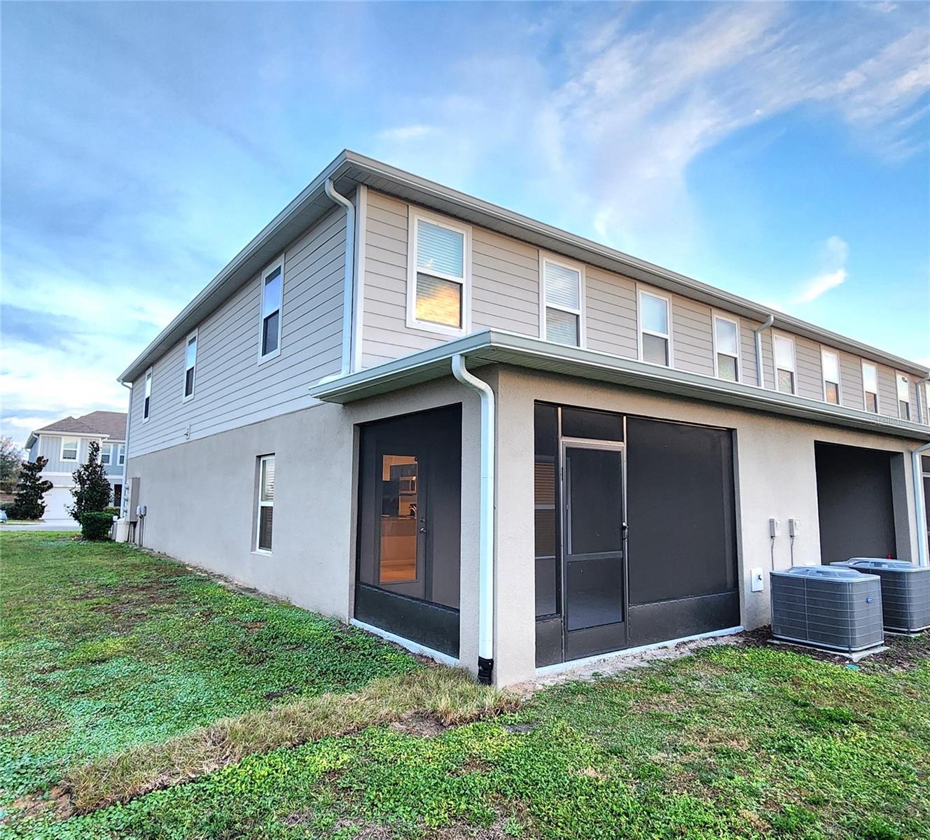 Image 24 of 25 For 271 Blueberry Lane