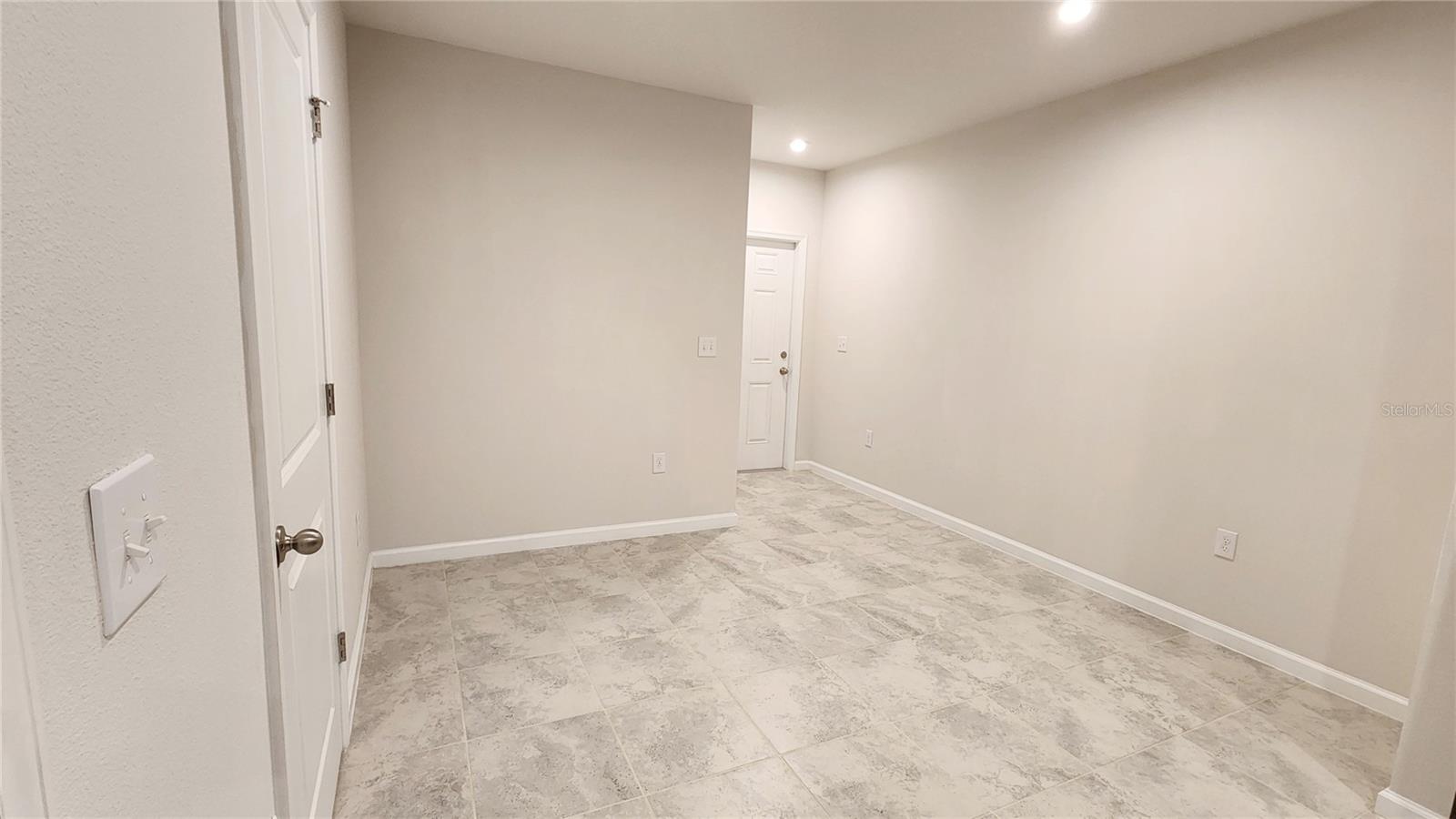 Image 3 of 25 For 271 Blueberry Lane