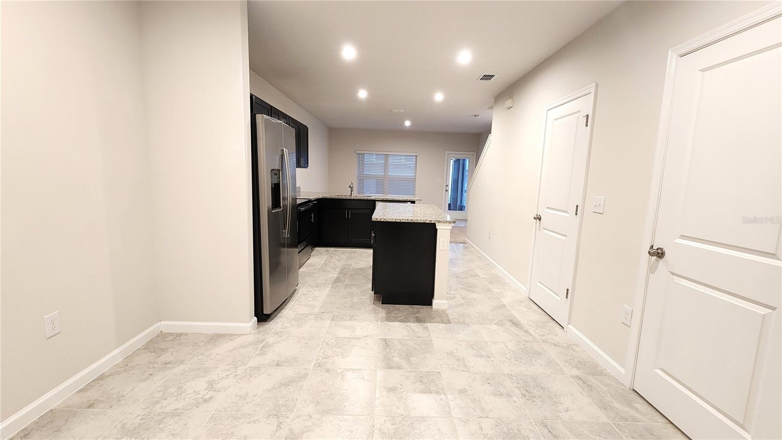 Image 5 of 25 For 271 Blueberry Lane