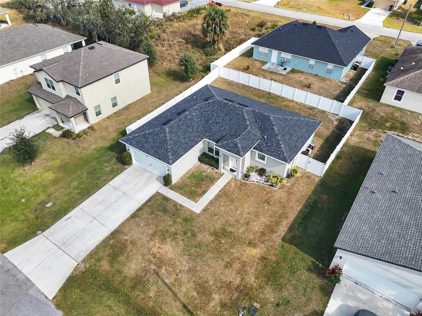 Image 11 of 39 For 1664 Redfin Drive