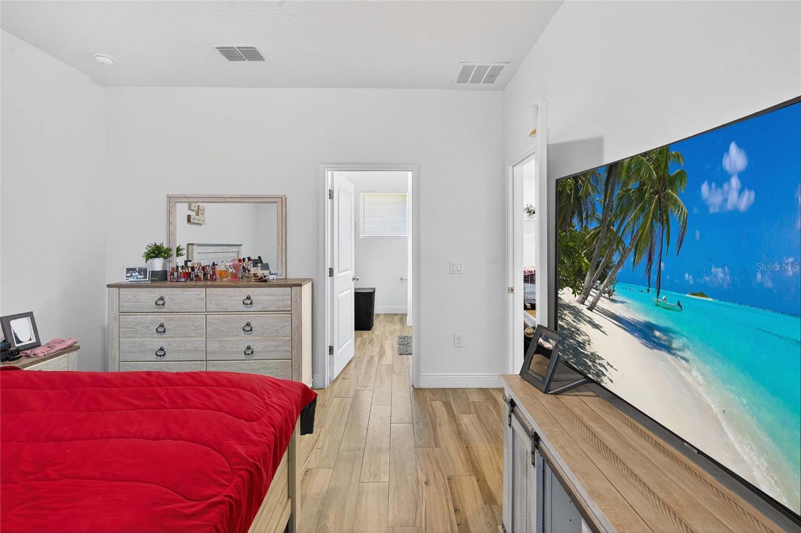 Image 17 of 39 For 1664 Redfin Drive