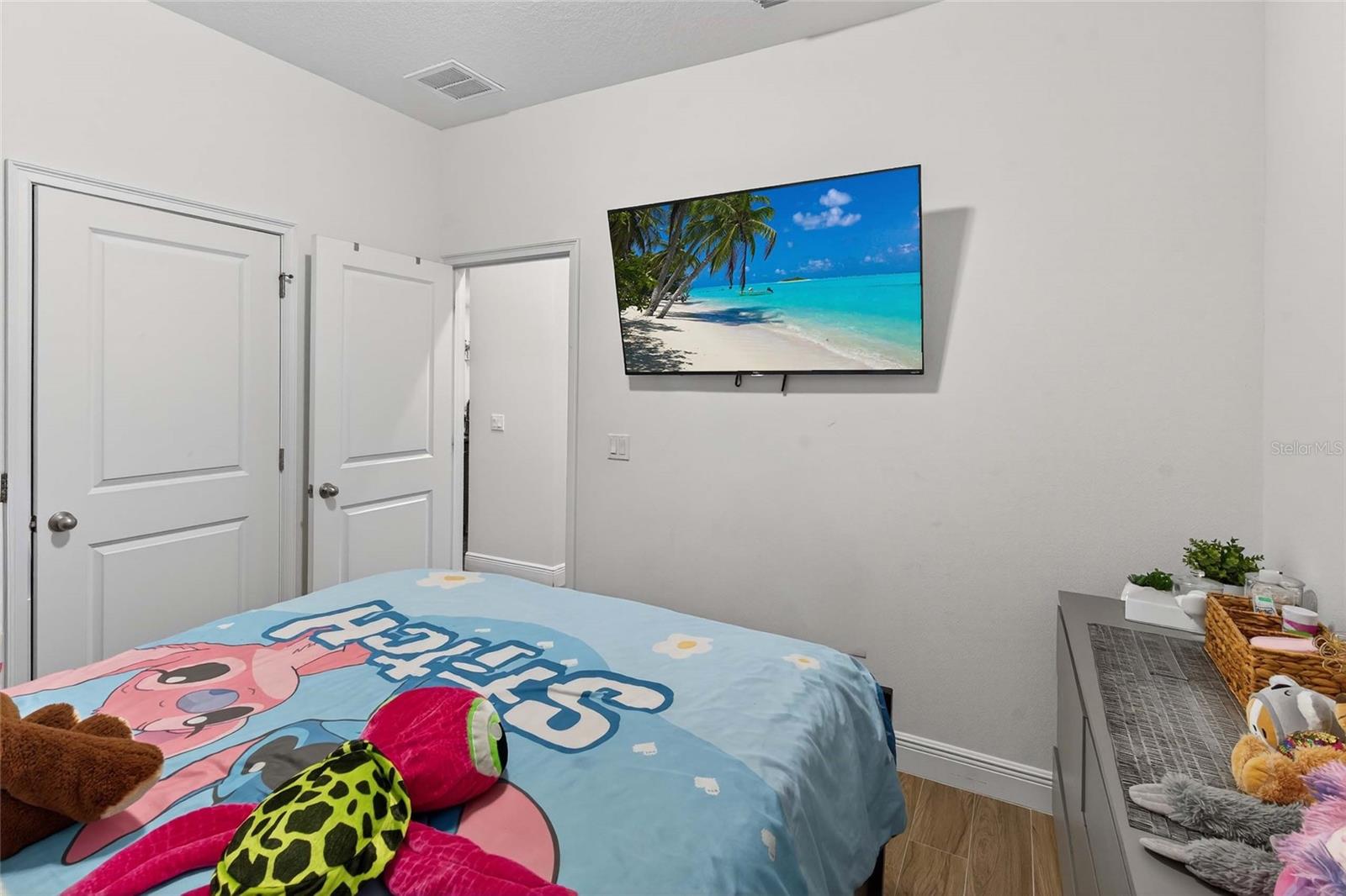 Image 26 of 39 For 1664 Redfin Drive