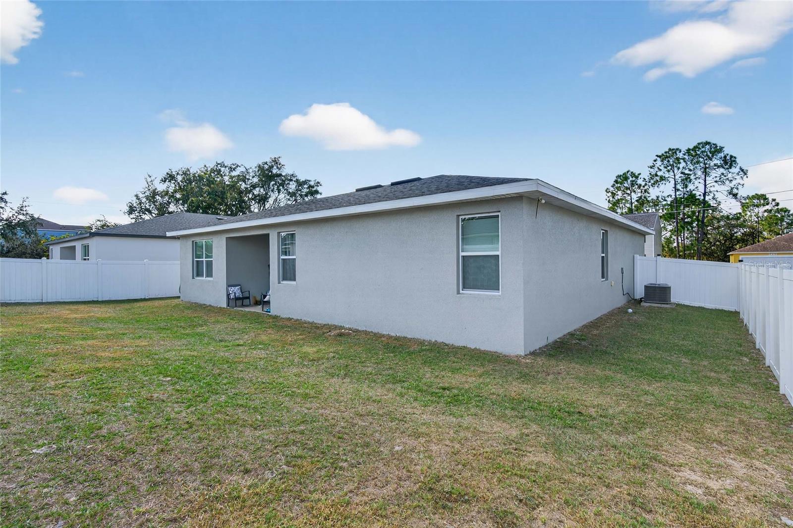 Image 35 of 39 For 1664 Redfin Drive