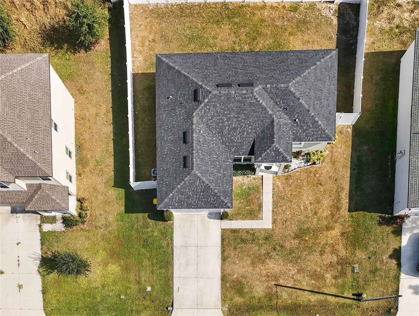 Image 9 of 39 For 1664 Redfin Drive