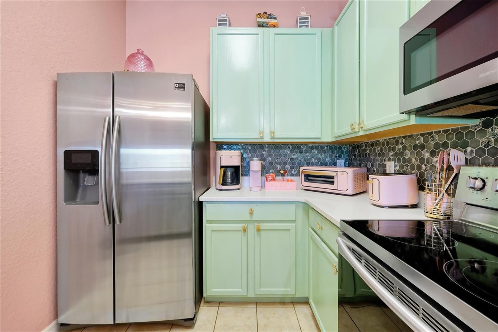 Image 13 of 65 For 1004 Gran Bahama Boulevard 1004