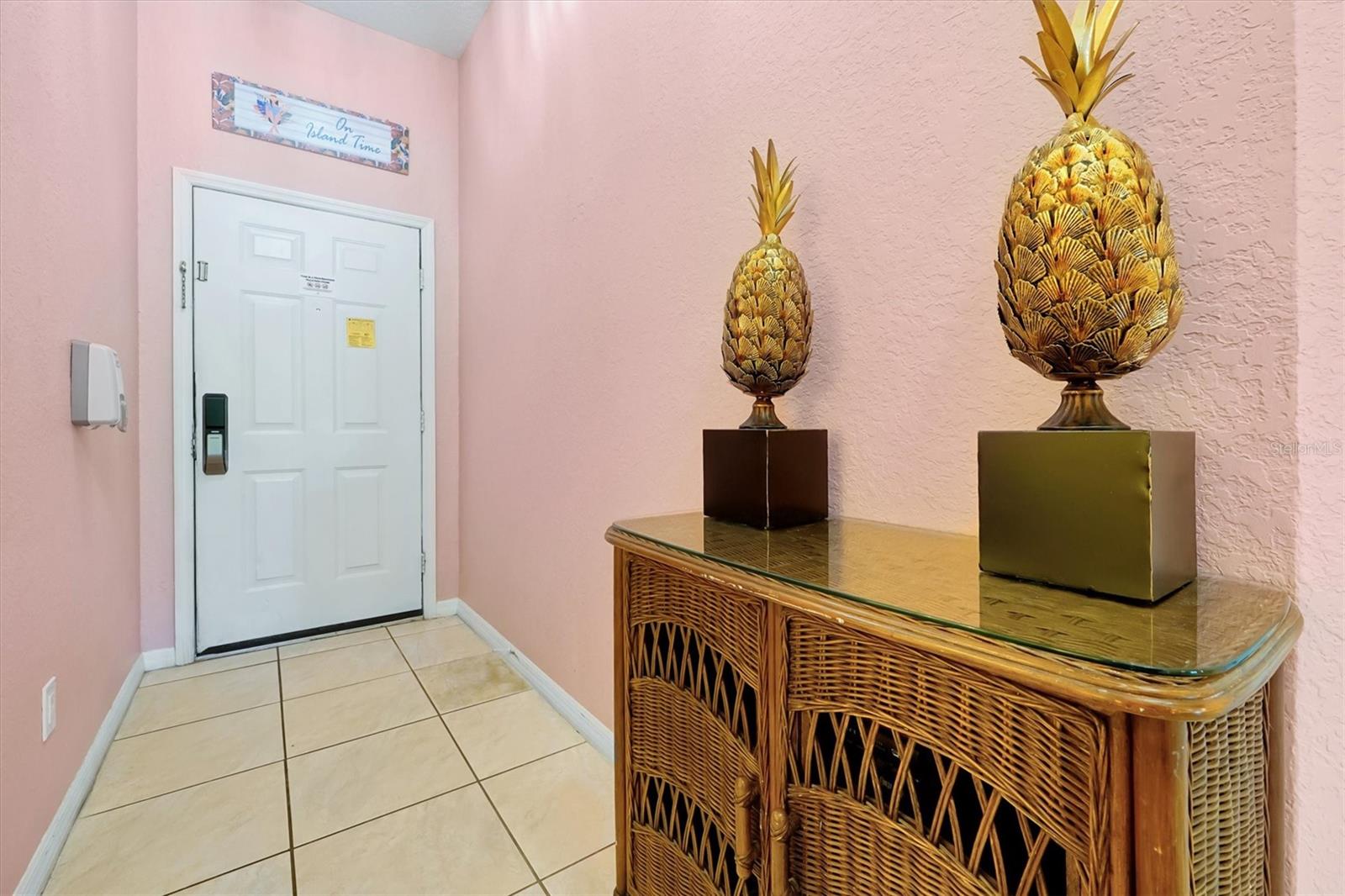 Image 6 of 65 For 1004 Gran Bahama Boulevard 1004