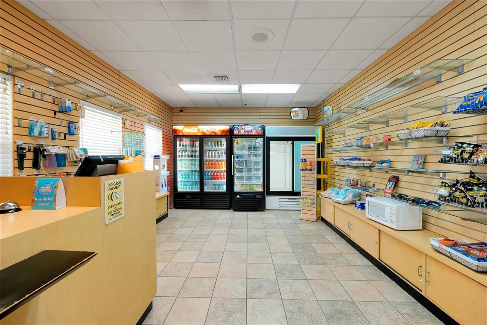 Image 60 of 65 For 1004 Gran Bahama Boulevard 1004