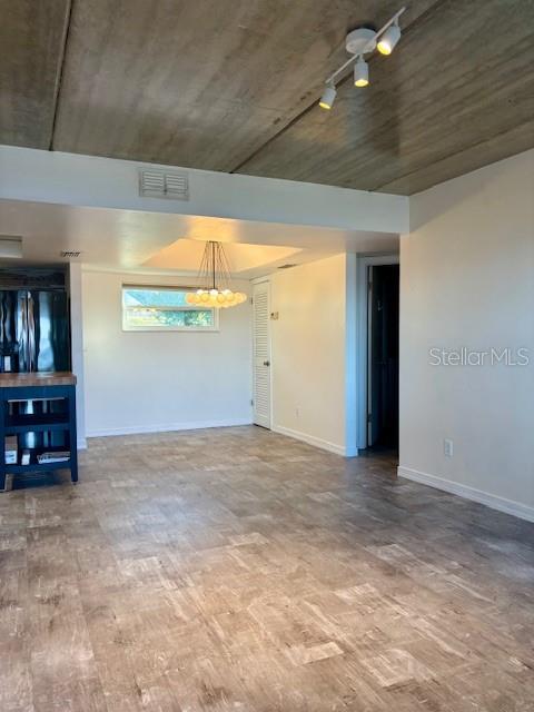 Image 6 of 17 For 620 Osceola Street 106