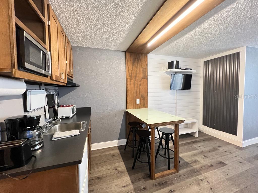 Image 5 of 17 For 800 Atlantic Avenue 304