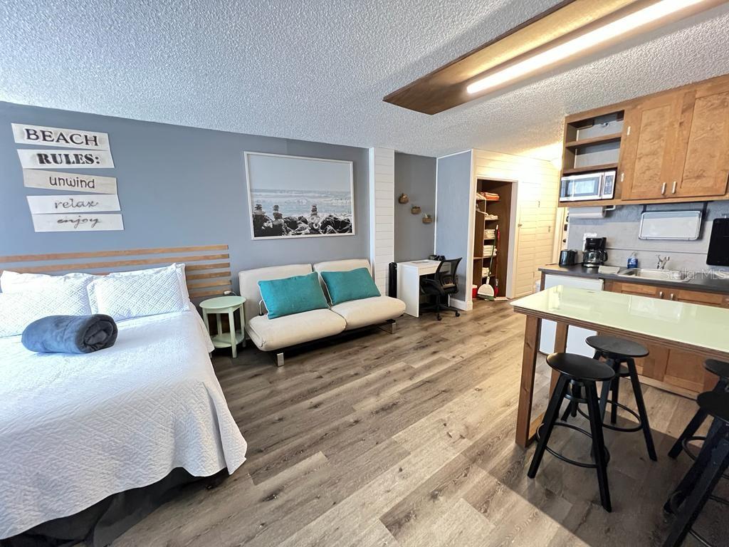 Image 6 of 17 For 800 Atlantic Avenue 304