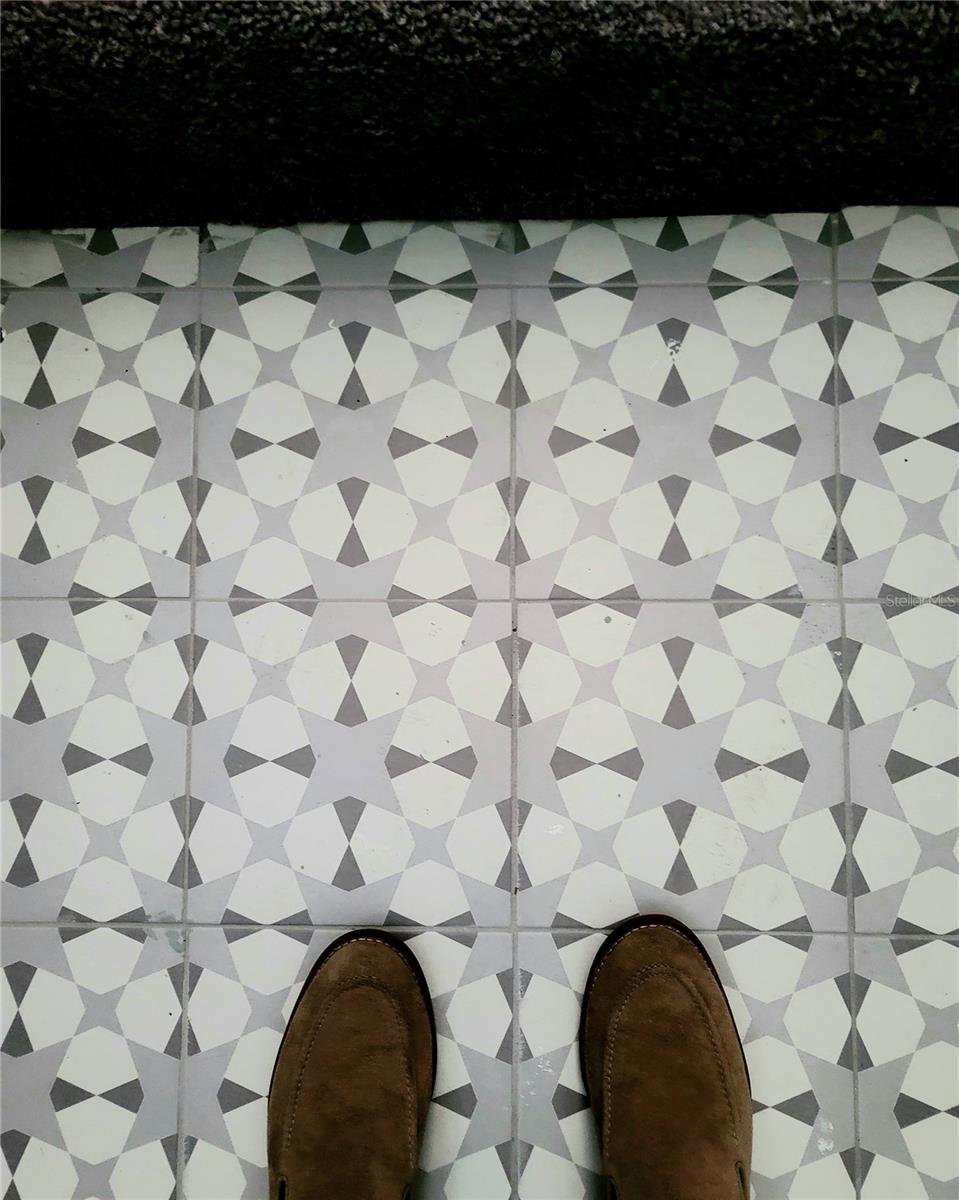 Image 4 of 20 For 6360 Raleigh Street 1711