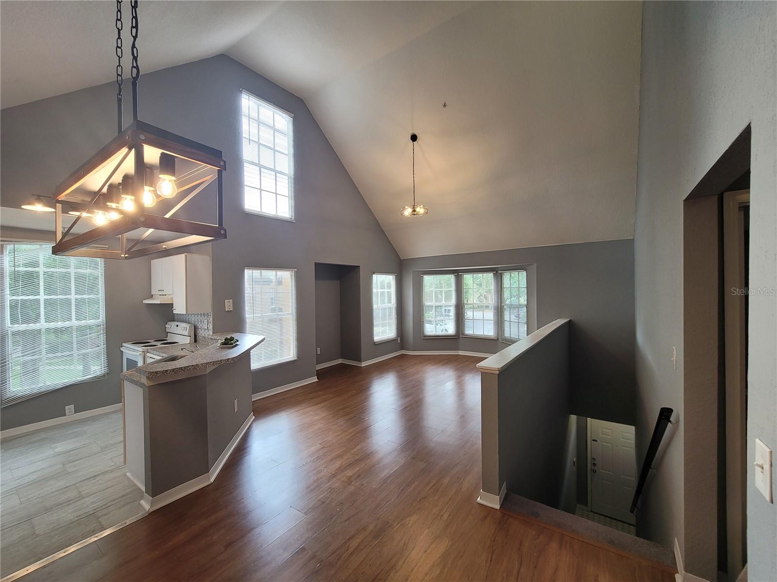 Image 6 of 20 For 6360 Raleigh Street 1711