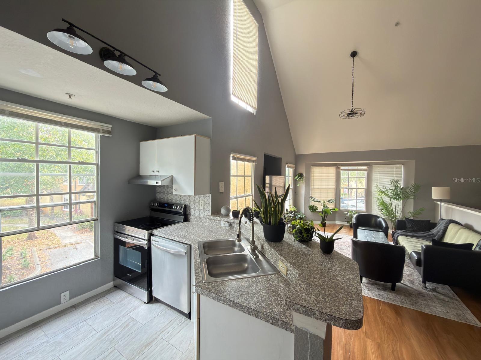 Image 7 of 20 For 6360 Raleigh Street 1711