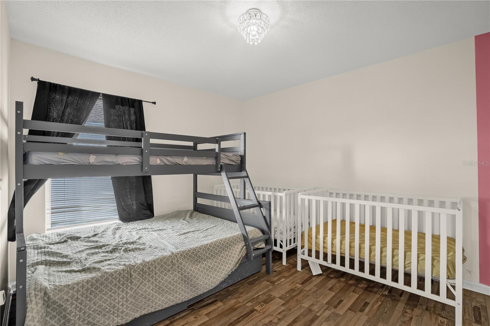 Image 14 of 25 For 3444 Dartford Drive