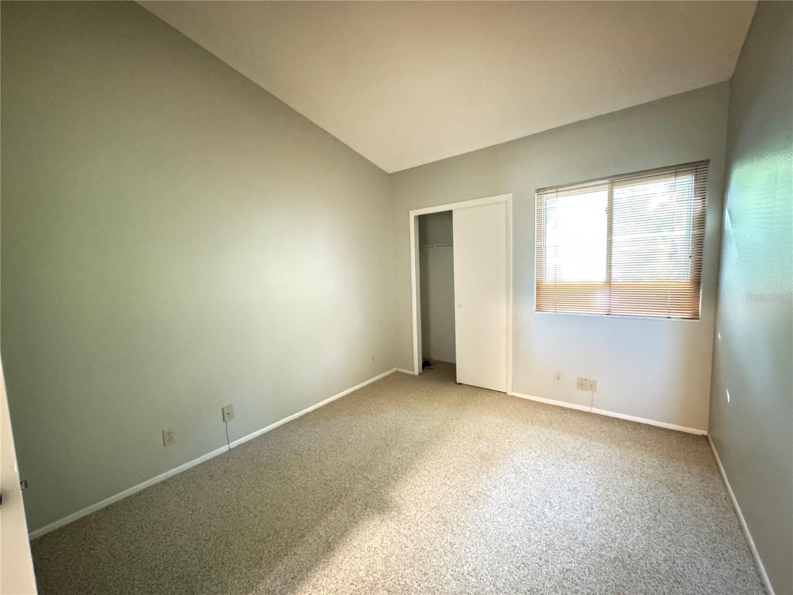 Image 24 of 25 For 626 Red Oak Circle 110