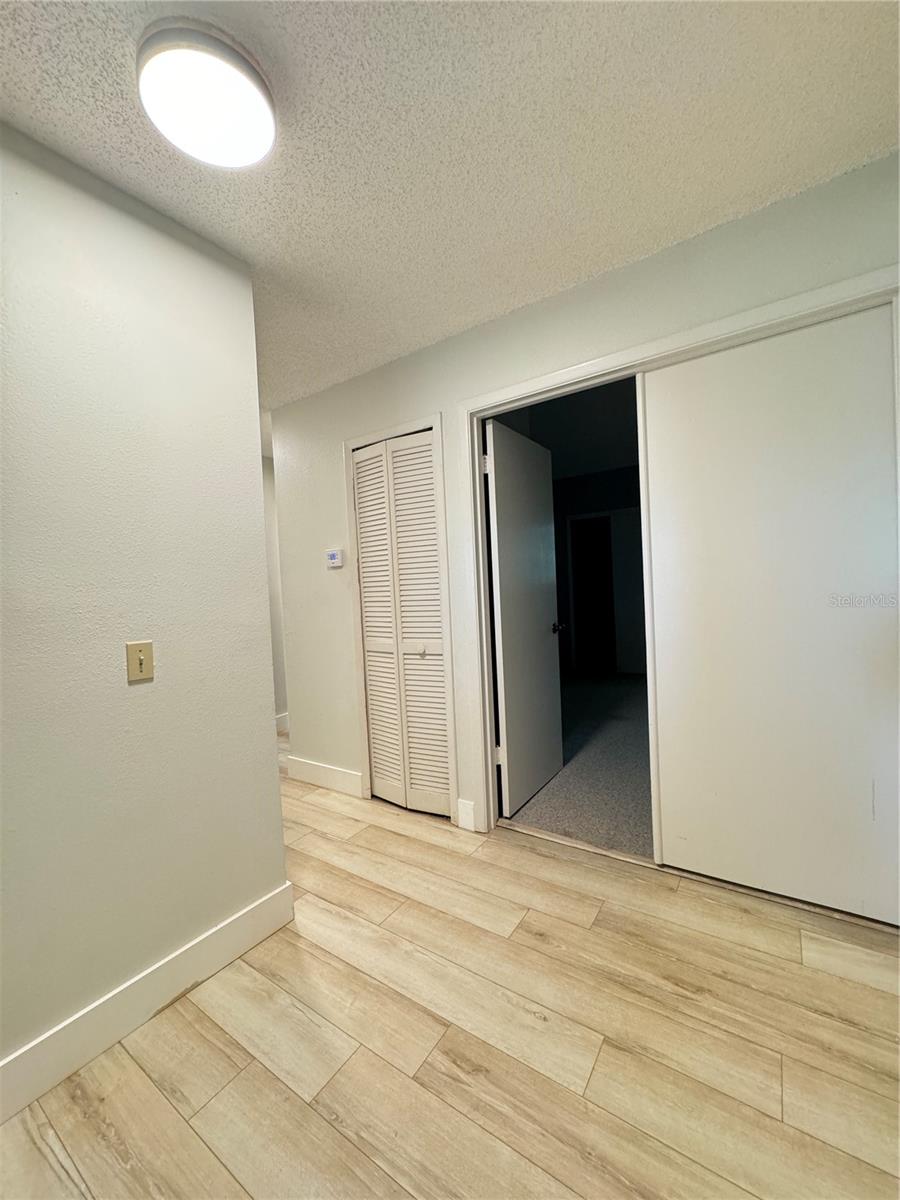 Image 25 of 25 For 626 Red Oak Circle 110