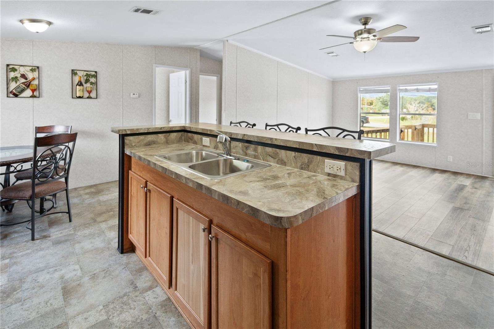 Image 29 of 33 For 35620 Shelley Drive