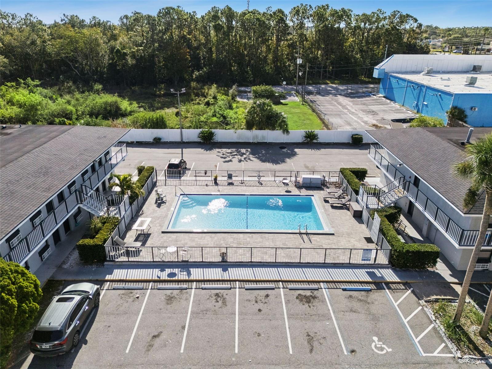 Image 15 of 23 For 4643 Irlo Bronson Memorial Highway