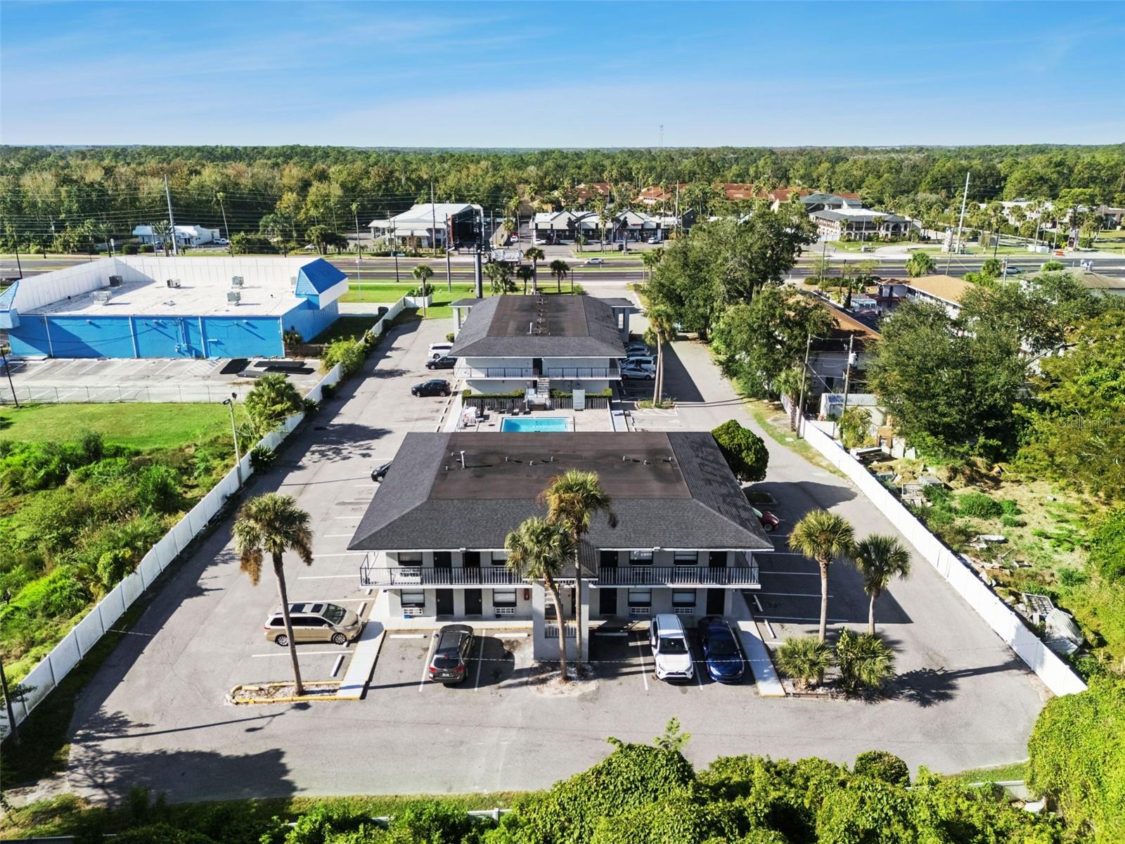 Image 18 of 23 For 4643 Irlo Bronson Memorial Highway