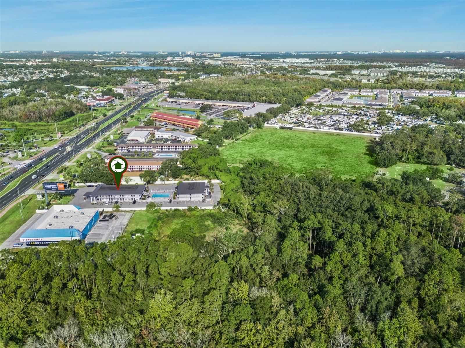 Image 22 of 23 For 4643 Irlo Bronson Memorial Highway