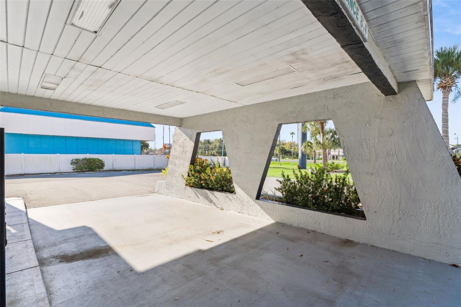 Image 7 of 23 For 4643 Irlo Bronson Memorial Highway