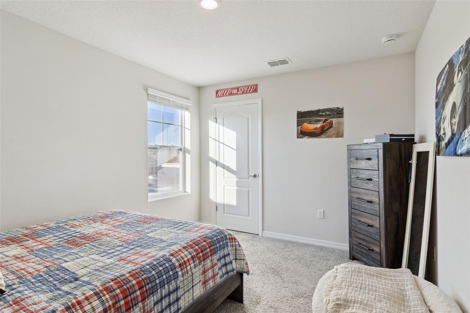 Image 37 of 50 For 2916 Deerberry Lane