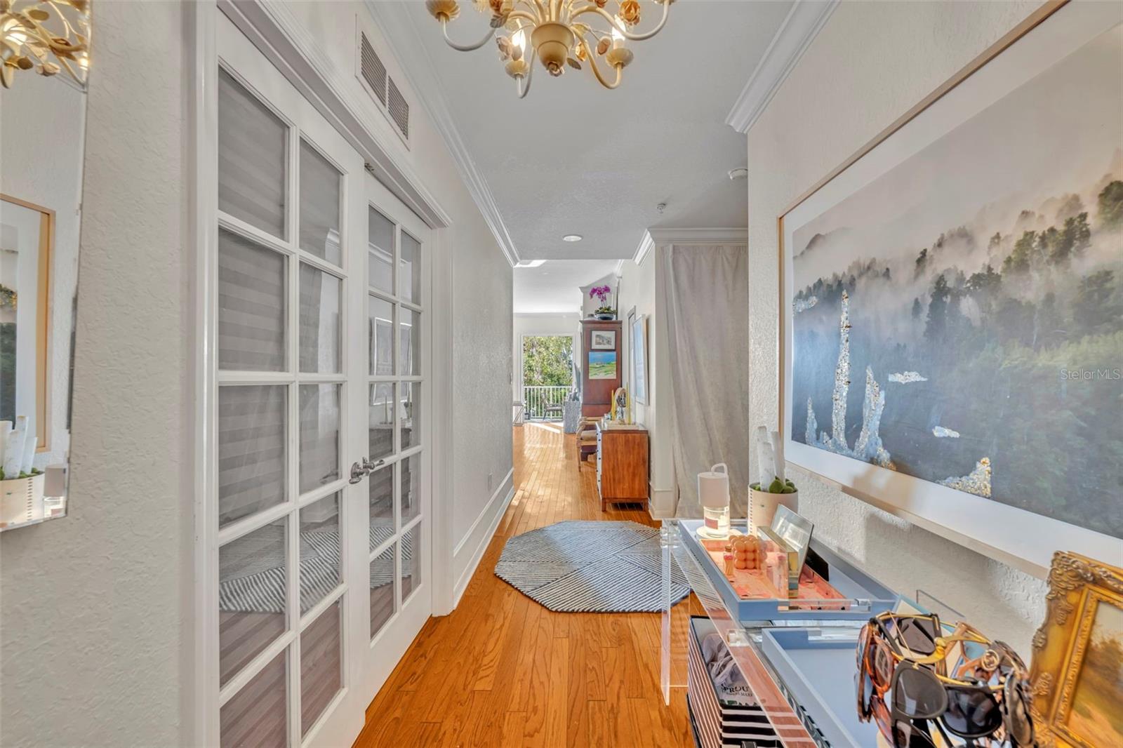 Image 4 of 32 For 1053 Oak Pond Drive 302