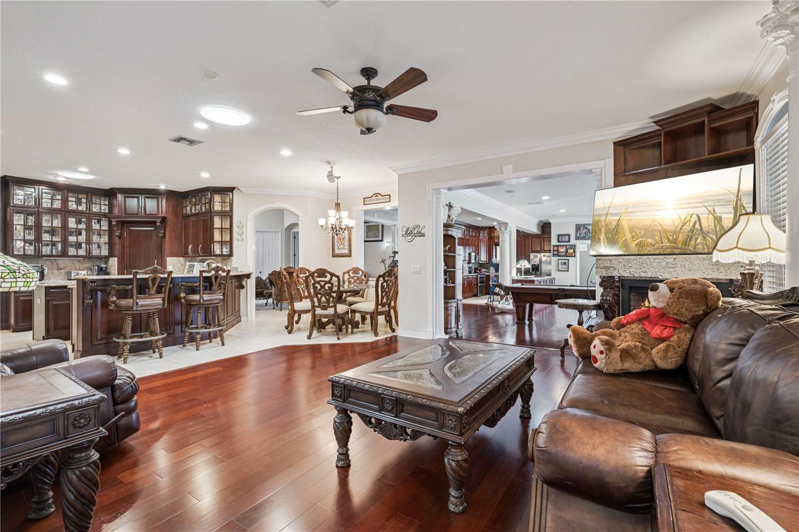 Image 12 of 39 For 2564 Chapala Drive