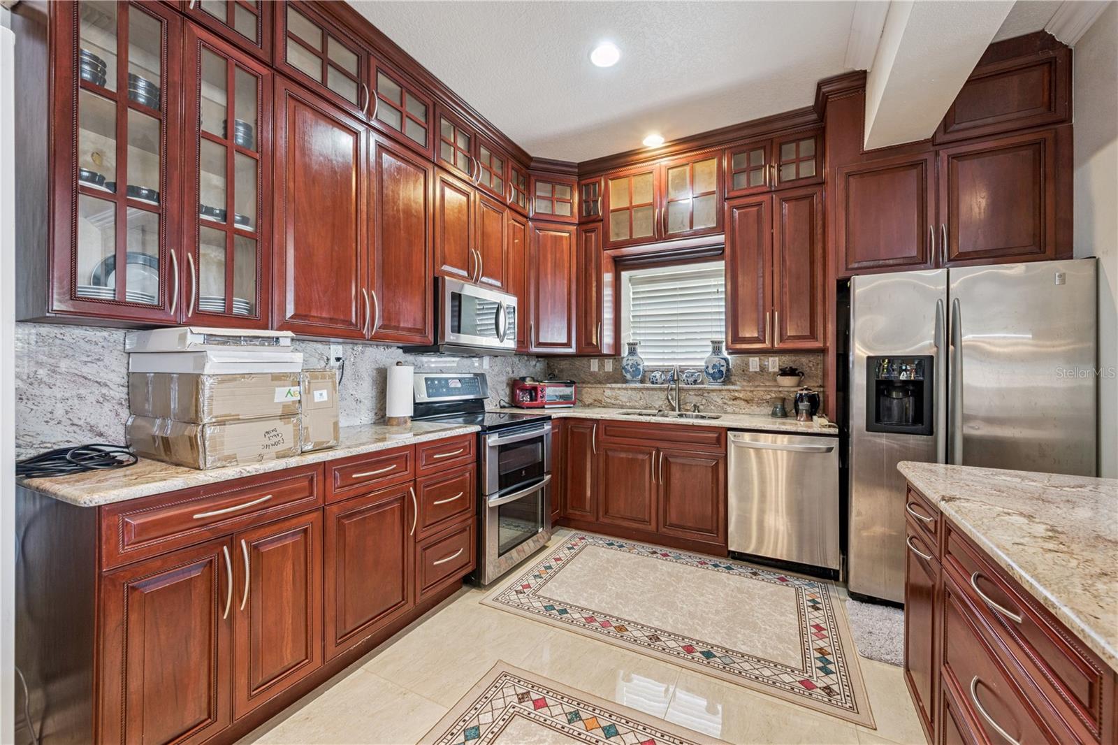 Image 16 of 39 For 2564 Chapala Drive