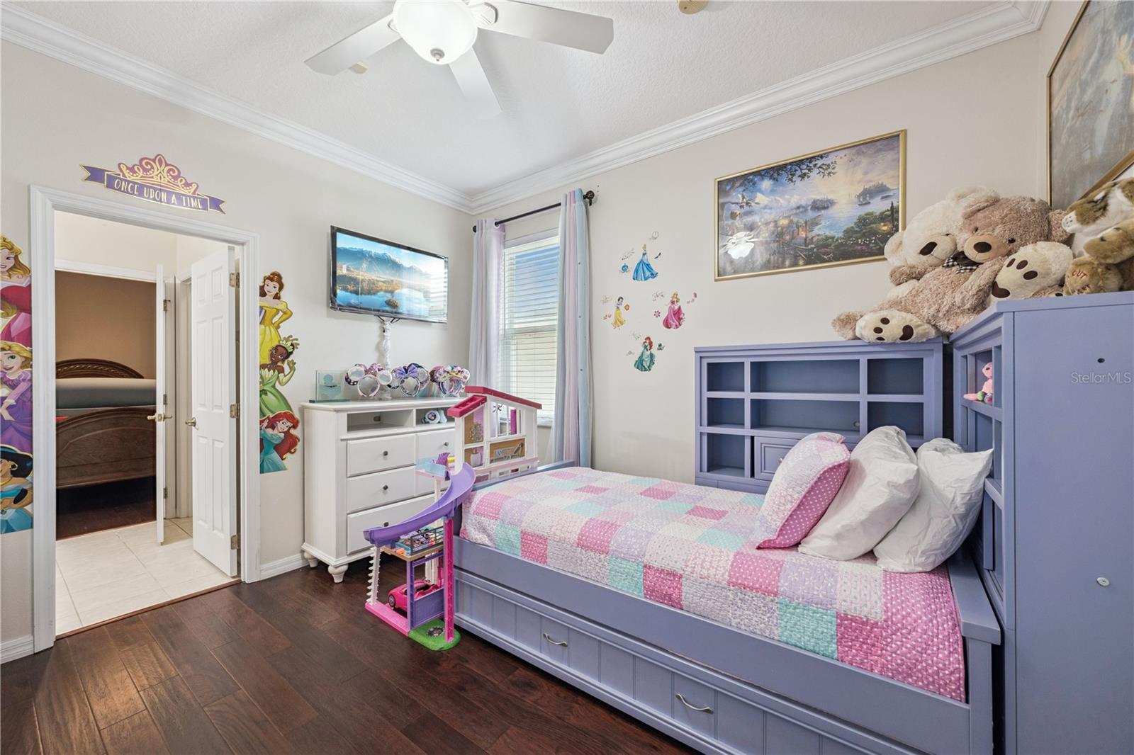 Image 23 of 39 For 2564 Chapala Drive