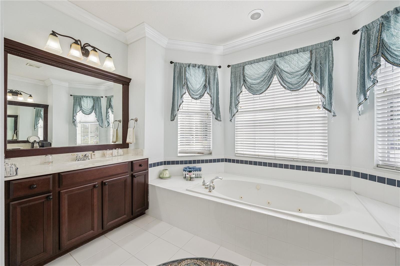 Image 26 of 39 For 2564 Chapala Drive