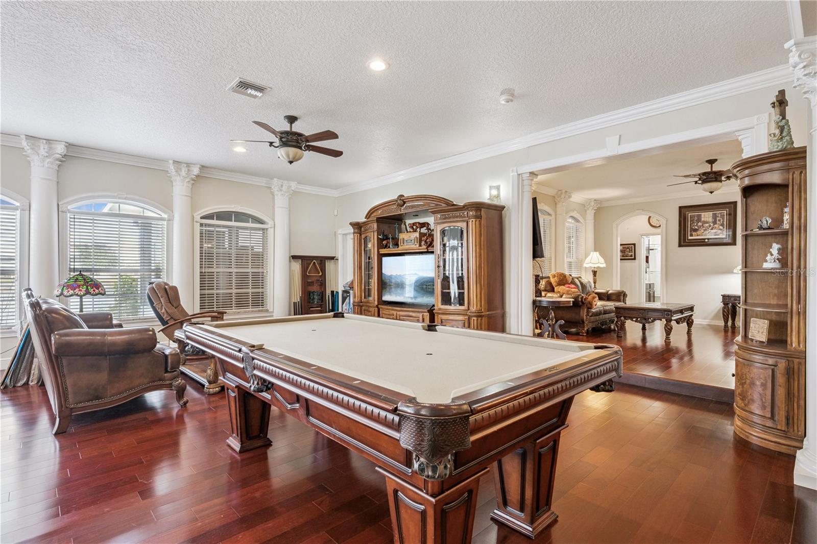 Image 8 of 39 For 2564 Chapala Drive