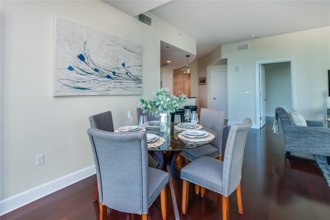 Image 14 of 35 For 101 Eola Drive 621