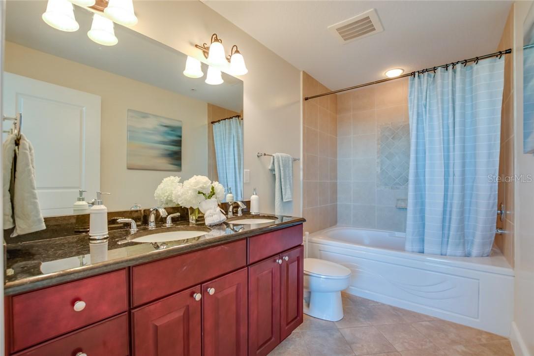 Image 20 of 35 For 101 Eola Drive 621