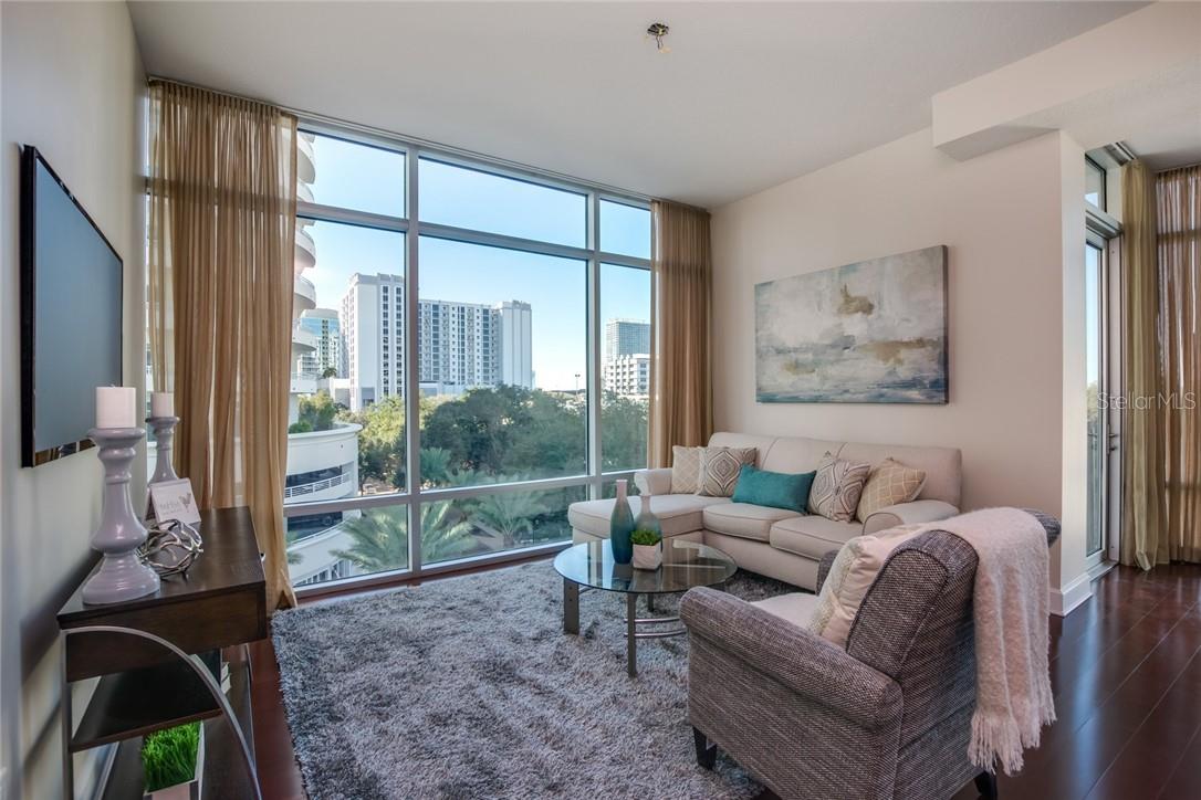 Image 9 of 35 For 101 Eola Drive 621