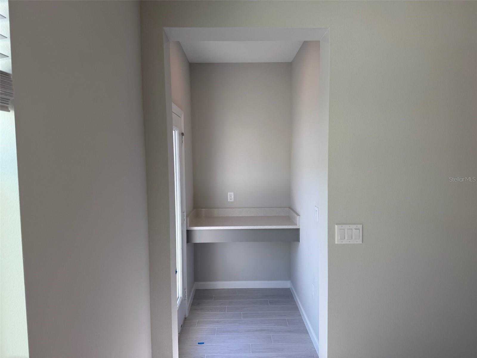 Image 13 of 37 For 619 Pothos Street