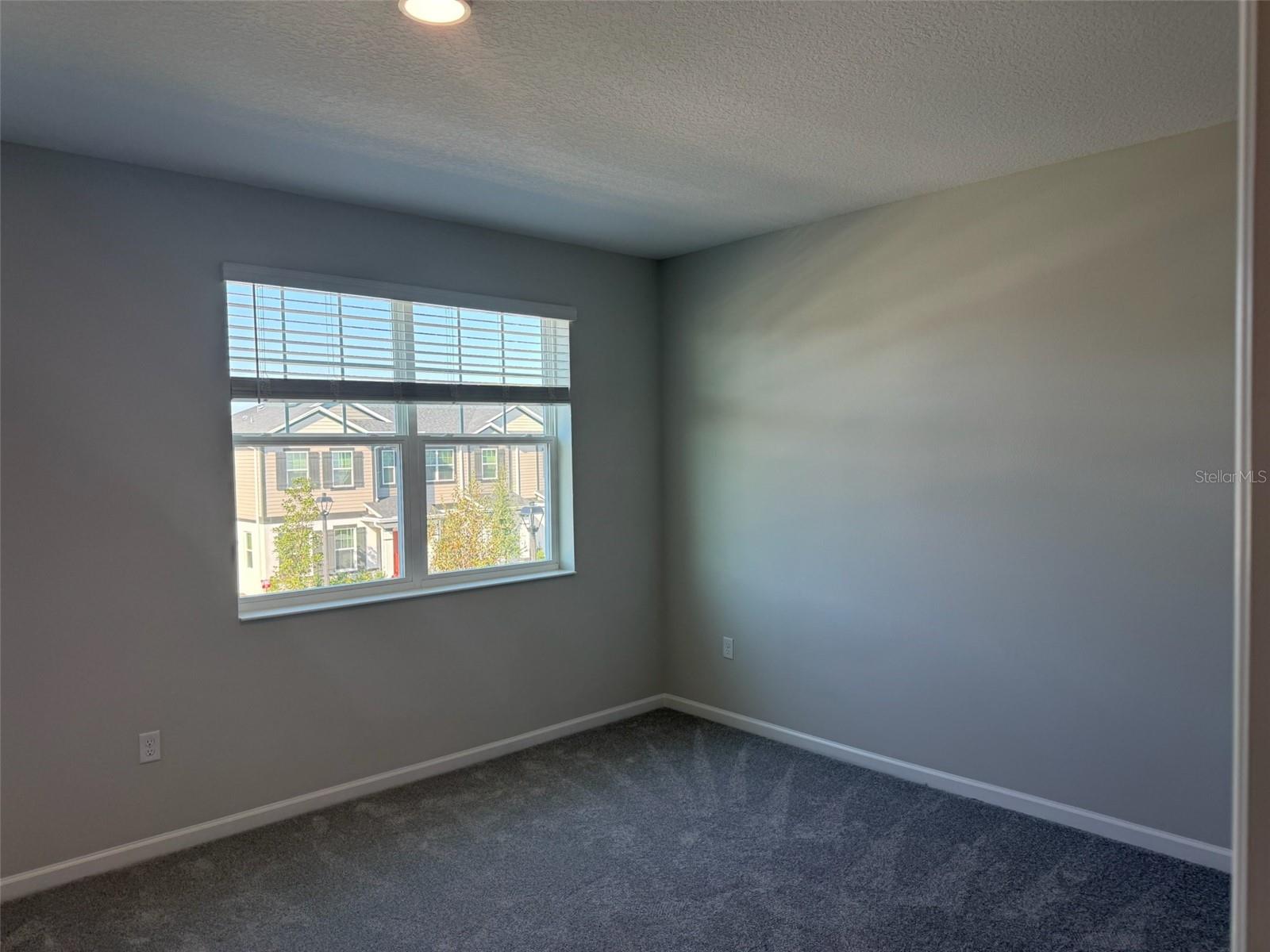 Image 19 of 37 For 619 Pothos Street