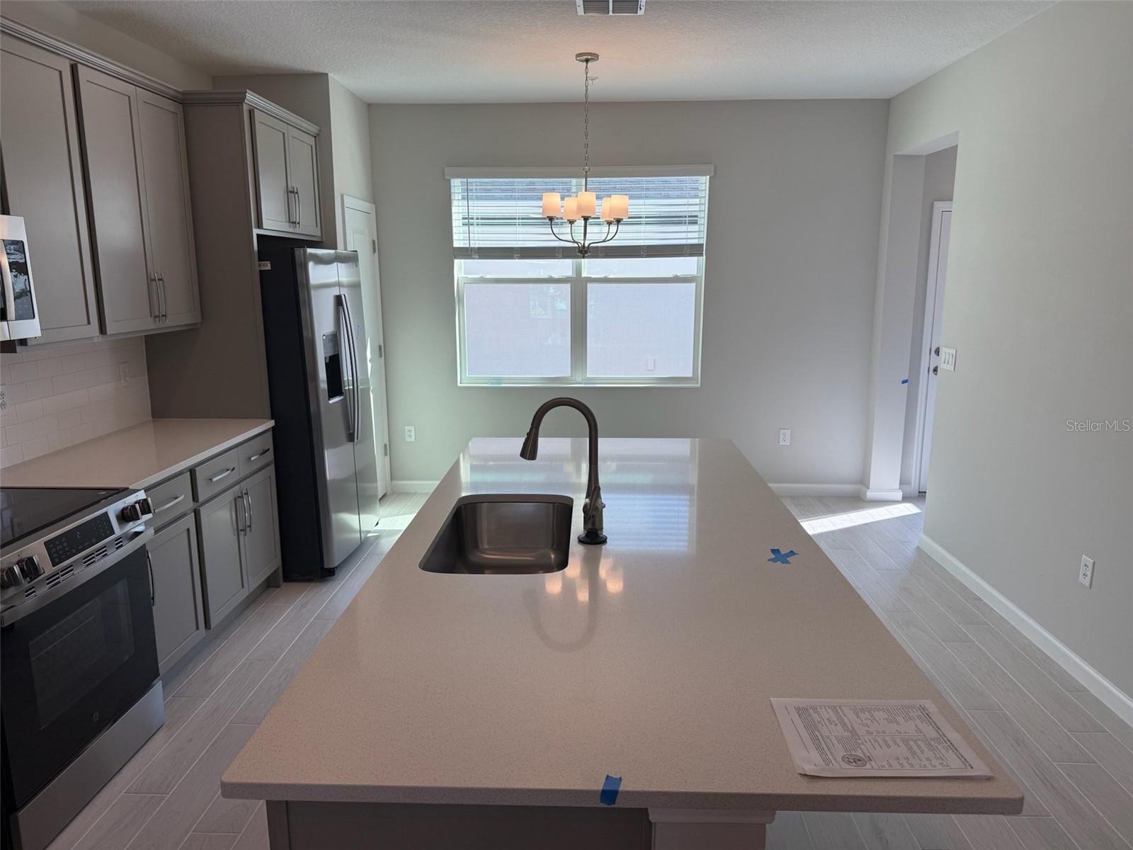 Image 6 of 37 For 619 Pothos Street