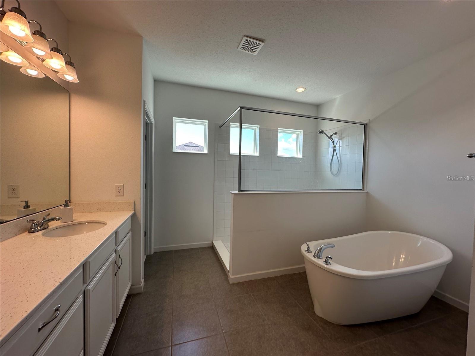 Image 19 of 30 For 7711 Tangerine Knoll Loop