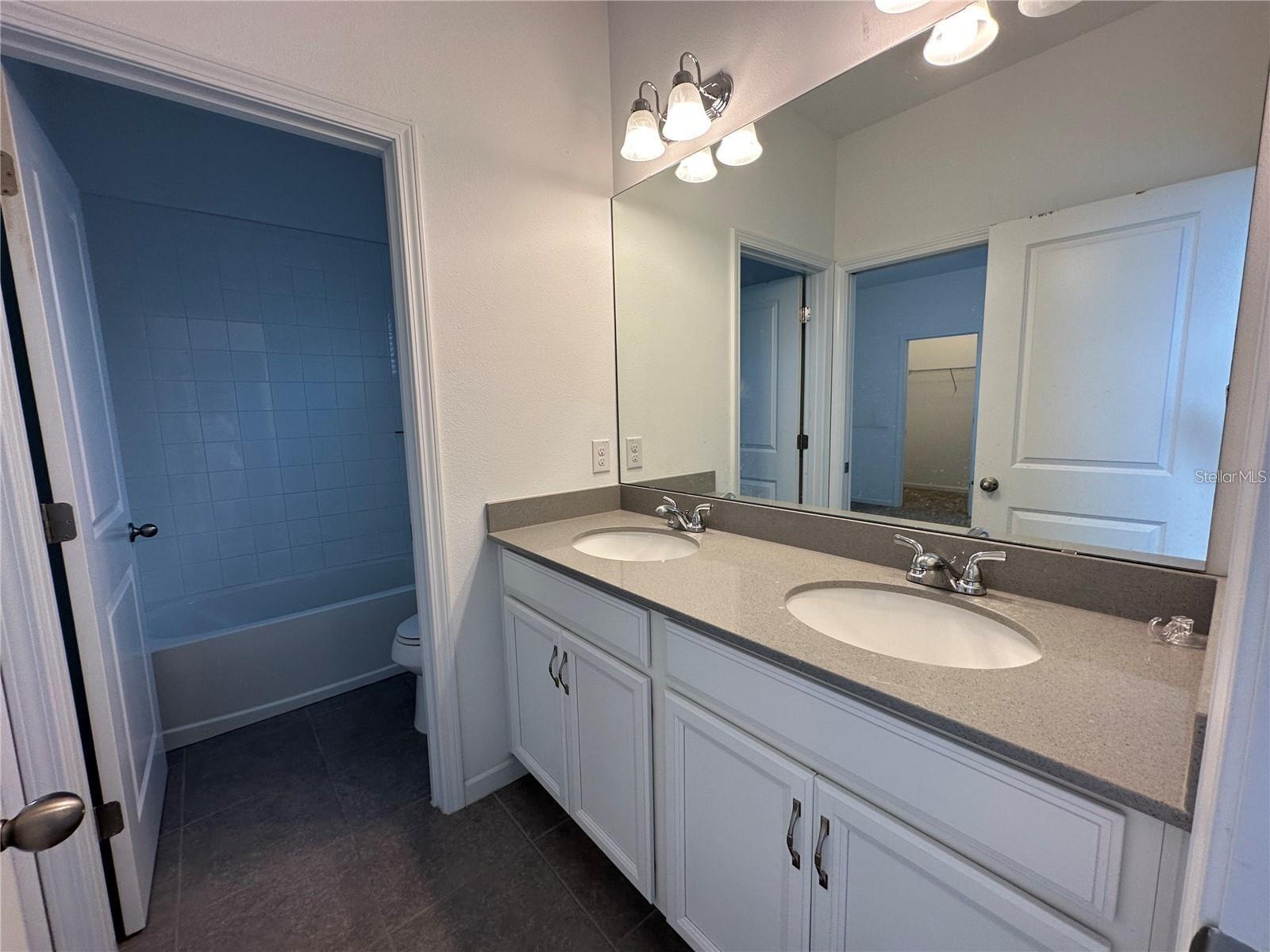 Image 27 of 30 For 7711 Tangerine Knoll Loop